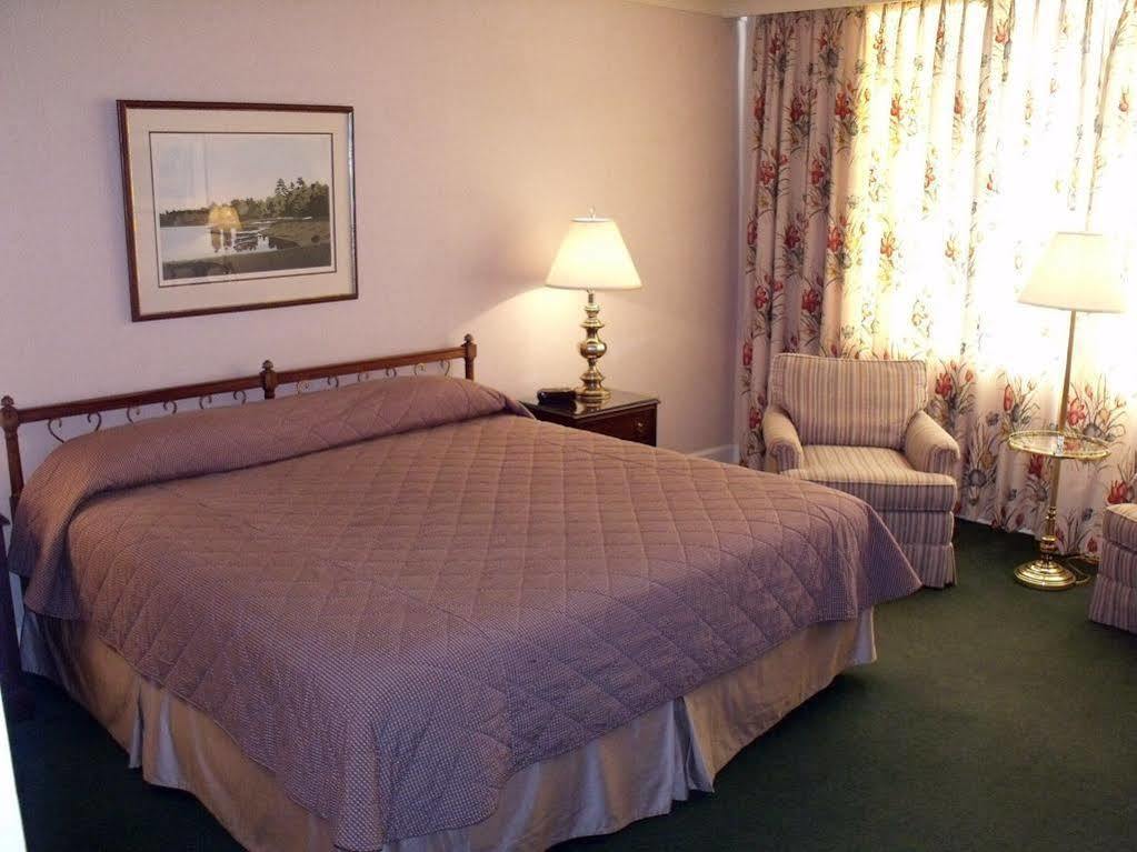 The Inn At Houndslake Aiken Bagian luar foto