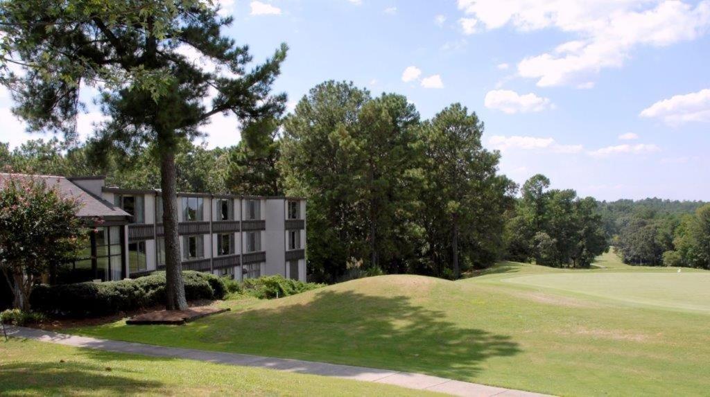 The Inn At Houndslake Aiken Bagian luar foto