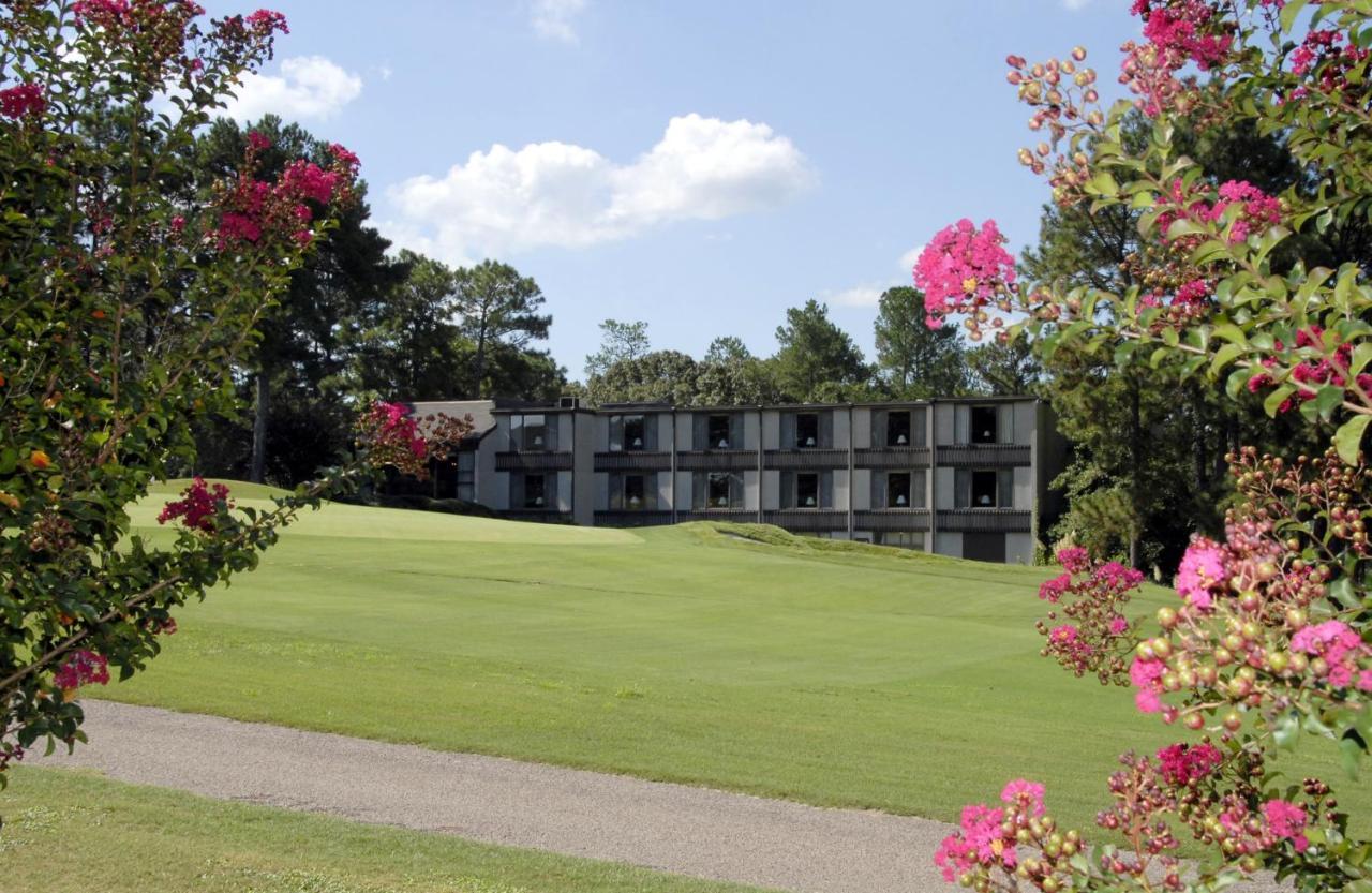 The Inn At Houndslake Aiken Bagian luar foto