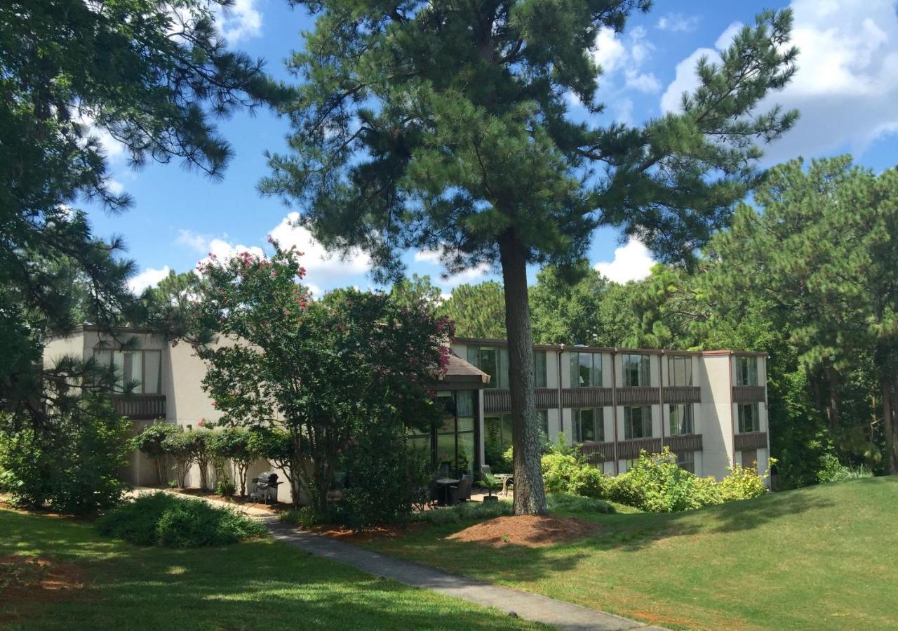 The Inn At Houndslake Aiken Bagian luar foto